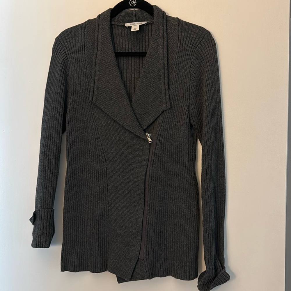 BHWM gray zip sweater size M